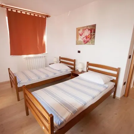 Apartment Fuer 4 Personen Ca 75 M In Novigrad, Adriakueste Kroatien Westkueste Von Istrien *